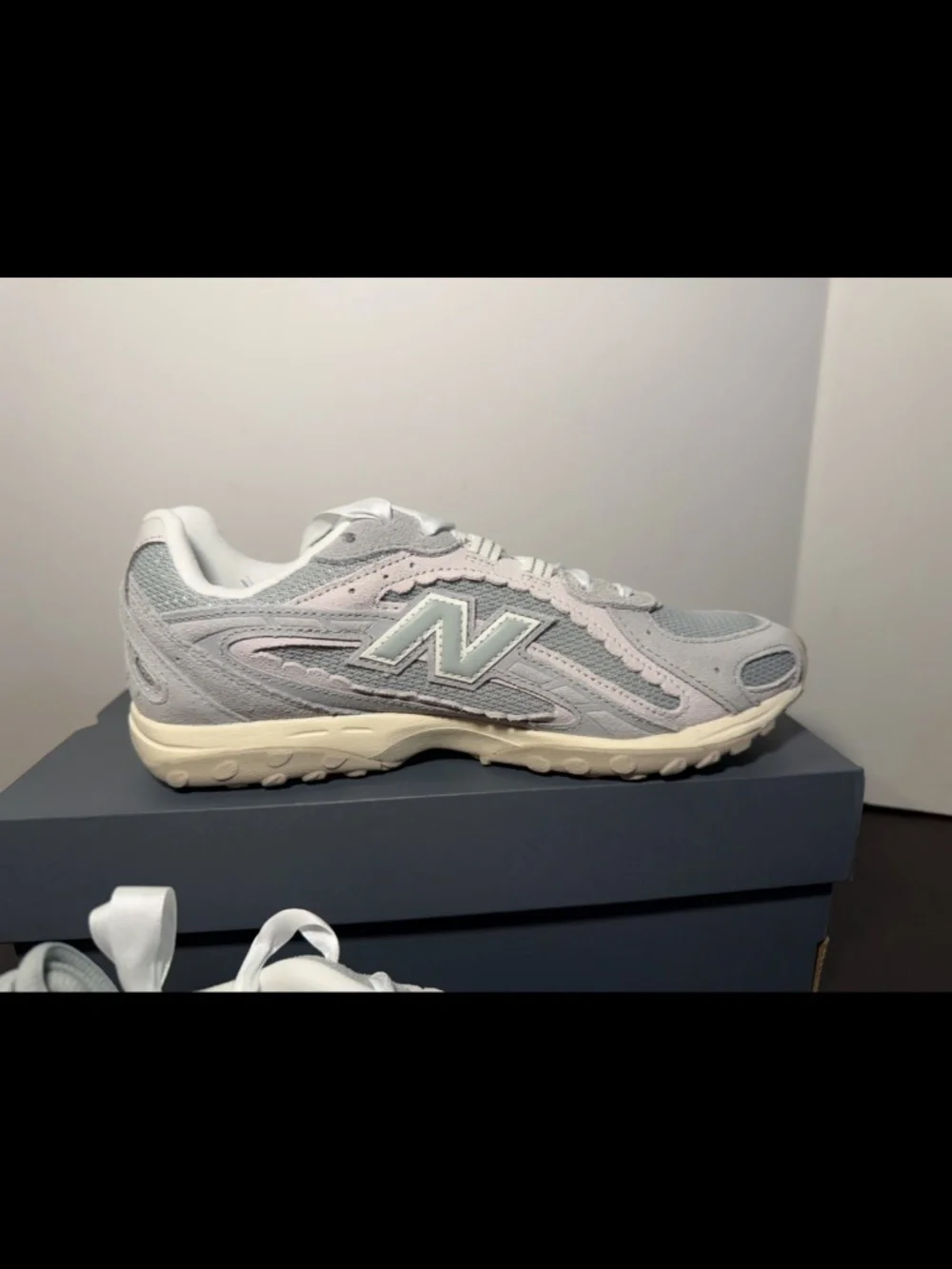 New Balance 204L Running Shoes Sneakers Lone Star Grey/Sea Salt Womans 7D